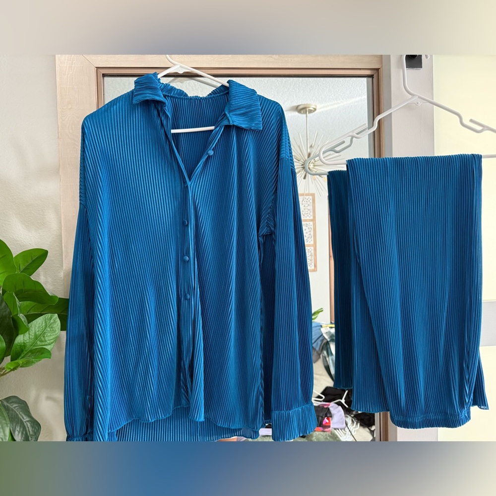 Blue plisse 2 piece pants set